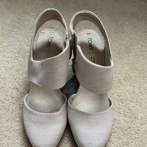 Brand new TOMS heels